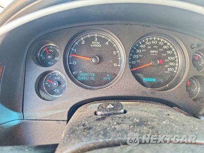 Zdjęcie 9 z 13 samochodu: 2013 CHEVROLET SUBURBAN C1500 LT VIN:1GNSCJE00DR354916 - miniatura