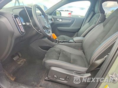 Zdjęcie 7 z 13 samochodu: 2024 VOLVO XC40 RECHARGE PLUS VIN:YV4ER3XL6R2250239 - miniatura