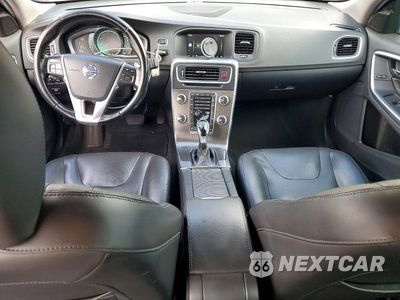 Zdjęcie 8 z 14 samochodu: 2015 VOLVO V60 PREMIER VIN:YV140MEK2F1242384 - miniatura
