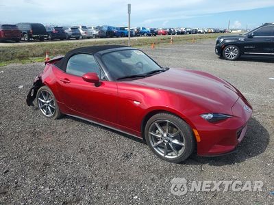 Czwarte zdjęcie samochodu z boku: 2022 MAZDA MX-5 MIATA GRAND TOURING VIN:JM1NDAD77N0503118 - miniatura
