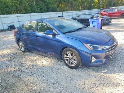 Czwarte zdjęcie samochodu z boku: 2019 HYUNDAI ELANTRA SEL VIN:5NPD84LFXKH496965 - miniatura
