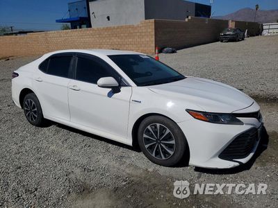 Czwarte zdjęcie samochodu z boku: 2020 TOYOTA CAMRY LE VIN:4T1C31AK0LU539947 - miniatura