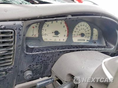 Zdjęcie 9 z 11 samochodu: 2001 TOYOTA TACOMA V6 VIN:5TEWN72N41Z761192 - miniatura