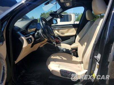 Zdjęcie 7 z 12 samochodu: 2018 BMW X1 XDRIVE28I VIN:WBXHT3C35J5F93057 - miniatura