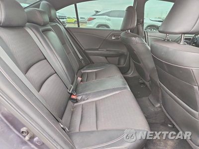Zdjęcie 10 z 12 samochodu: 2016 HONDA ACCORD SPORT VIN:1HGCR2F56GA042910 - miniatura