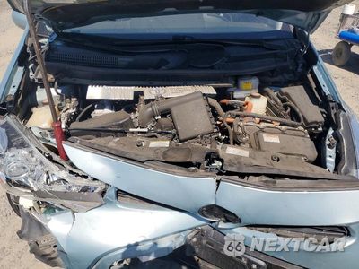 Zdjęcie 11 z 12 samochodu: 2016 TOYOTA PRIUS V FOUR VIN:JTDZN3EU8GJ046850 - miniatura