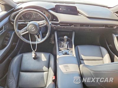 Zdjęcie 8 z 12 samochodu: 2020 MAZDA 3 PREFERRED VIN:JM1BPBMM9L1162088 - miniatura