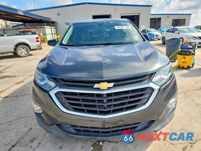 Piąte zdjęcie samochodu w środku: 2018 CHEVROLET EQUINOX LT VIN:3GNAXKEX3JS517201 - miniatura