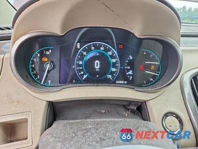 Zdjęcie 9 z 12 samochodu: 2015 BUICK LACROSSE VIN:1G4GB5G38FF247791 - miniatura