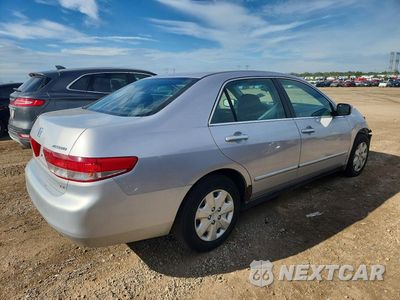 Trzecie zdjęcie samochodu z tyłu: 2004 HONDA ACCORD LX VIN:1HGCM56334A031924 - miniatura
