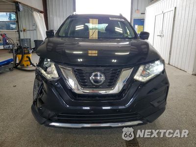 Piąte zdjęcie samochodu w środku: 2018 NISSAN ROGUE SV VIN:KNMAT2MV0JP603729 - miniatura
