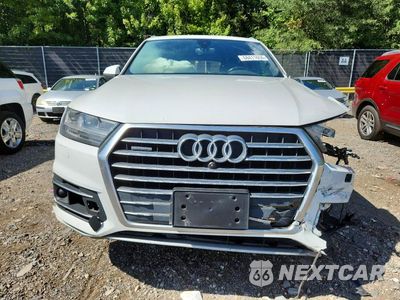 Piąte zdjęcie samochodu w środku: 2018 AUDI Q7 PREMIUM PLUS VIN:WA1LAAF78JD043350 - miniatura