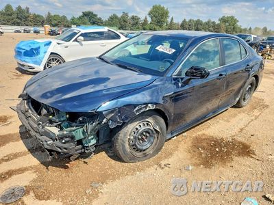 2021 TOYOTA CAMRY LE 4T1C31AK2MU030637 - główne zdjęcie licytacji z USA - miniatura