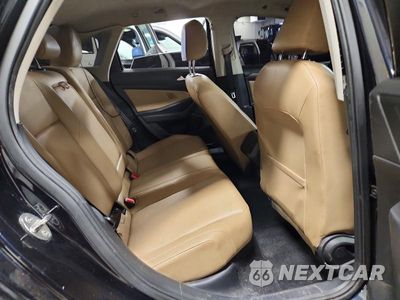 Zdjęcie 10 z 12 samochodu: 2019 VOLKSWAGEN JETTA SEL VIN:3VWE57BU8KM070942 - miniatura