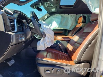 Zdjęcie 7 z 12 samochodu: 2025 GMC SIERRA K2500 DENALI ULTIMATE VIN:1GT4UXEY7SF104742 - miniatura