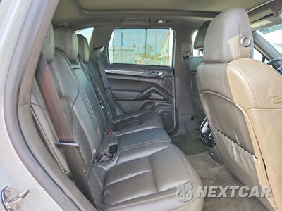 Zdjęcie 11 z 13 samochodu: 2017 PORSCHE CAYENNE S VIN:WP1AB2A23HLA52418 - miniatura