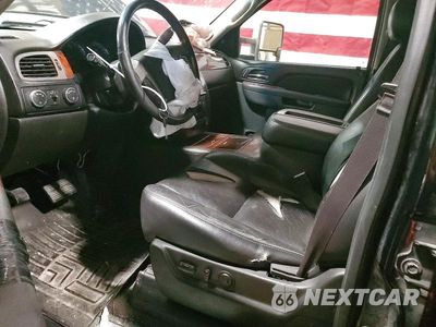 Zdjęcie 7 z 13 samochodu: 2014 CHEVROLET SUBURBAN K1500 LTZ VIN:1GNSKKE71ER225784 - miniatura