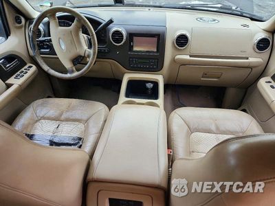 Zdjęcie 8 z 13 samochodu: 2004 FORD EXPEDITION EDDIE BAUER VIN:1FMPU17L64LB12987 - miniatura