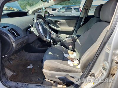 Zdjęcie 7 z 12 samochodu: 2013 TOYOTA PRIUS TWO VIN:JTDKN3DU4D5607844 - miniatura