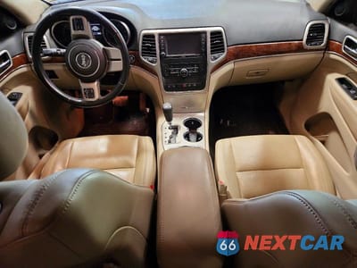 Zdjęcie 8 z 13 samochodu: 2012 JEEP GRAND CHEROKEE LIMITED VIN:1C4RJFBT3CC124734 - miniatura