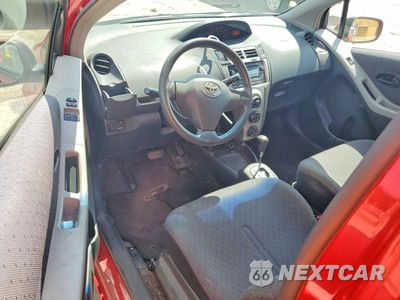 Zdjęcie 8 z 12 samochodu: 2010 TOYOTA YARIS BASE VIN:JTDJT4K33A5283279 - miniatura