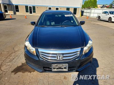 Piąte zdjęcie samochodu w środku: 2011 HONDA ACCORD SE VIN:1HGCP2F64BA105476 - miniatura