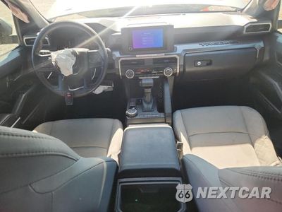 Zdjęcie 8 z 12 samochodu: 2026 TOYOTA TACOMA SR5 VIN:3TMLB5JN6TM257678 - miniatura