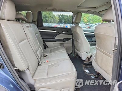 Zdjęcie 11 z 14 samochodu: 2015 TOYOTA HIGHLANDER XLE VIN:5TDJKRFH2FS112644 - miniatura