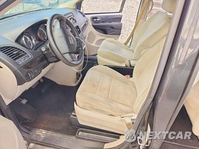 Zdjęcie 7 z 14 samochodu: 2012 DODGE GRAND CARAVAN SE VIN:2C4RDGBG5CR409037 - miniatura