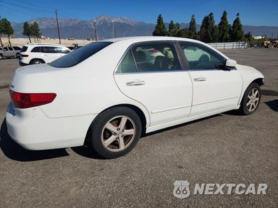 Trzecie zdjęcie samochodu z tyłu: 2005 HONDA ACCORD EX VIN:JHMCM567X5C001275 - miniatura