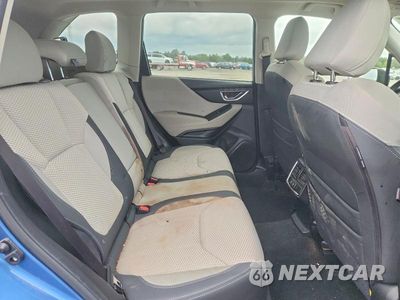 Zdjęcie 10 z 12 samochodu: 2019 SUBARU FORESTER PREMIUM VIN:JF2SKAGC2KH559662 - miniatura