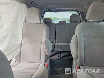 Zdjęcie 10 z 13 samochodu: 2017 TOYOTA SIENNA LE VIN:5TDJZ3DC9HS171659 - miniatura