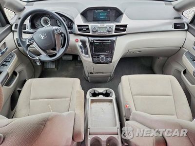 Zdjęcie 8 z 13 samochodu: 2016 HONDA ODYSSEY EX VIN:5FNRL5H49GB113010 - miniatura