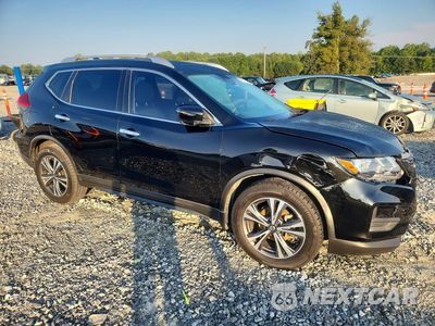 Czwarte zdjęcie samochodu z boku: 2019 NISSAN ROGUE SV VIN:JN8AT2MT4KW259252 - miniatura