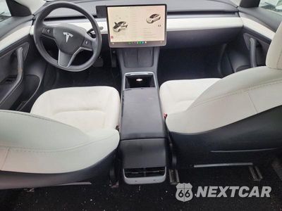 Zdjęcie 8 z 12 samochodu: 2023 TESLA MODEL 3 VIN:5YJ3E1EAXPF422620 - miniatura