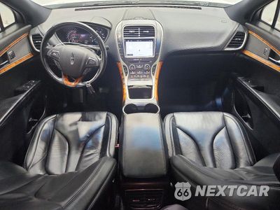 Zdjęcie 8 z 13 samochodu: 2016 LINCOLN MKX SELECT VIN:2LMTJ6KR1GBL57267 - miniatura