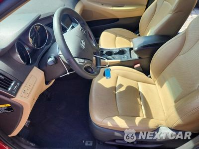Zdjęcie 7 z 12 samochodu: 2014 HYUNDAI SONATA HYBRID VIN:KMHEC4A41EA107271 - miniatura
