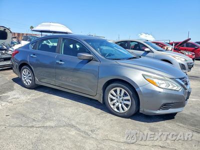Czwarte zdjęcie samochodu z boku: 2016 NISSAN ALTIMA 2.5 S VIN:1N4AL3AP7GC163204 - miniatura