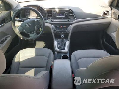 Zdjęcie 8 z 12 samochodu: 2017 HYUNDAI ELANTRA SE VIN:KMHD74LF4HU116953 - miniatura