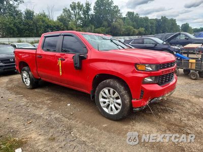 Czwarte zdjęcie samochodu z boku: 2021 CHEVROLET SILVERADO K1500 CUSTOM VIN:1GCPYBEK3MZ213748 - miniatura