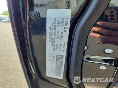Zdjęcie 12 z 12 samochodu: 2019 CHRYSLER 300 TOURING VIN:2C3CCAAG4KH590583 - miniatura