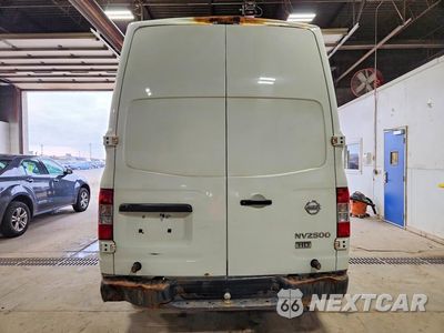 Zdjęcie 6 z 13 samochodu: 2016 NISSAN NV2500 DELIVERY VAN VIN:1N6BF0LY7GN800975 - miniatura