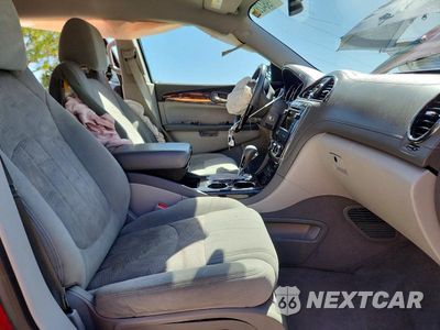 Zdjęcie 7 z 14 samochodu: 2016 BUICK ENCLAVE VIN:5GAKRAKD2GJ256277 - miniatura