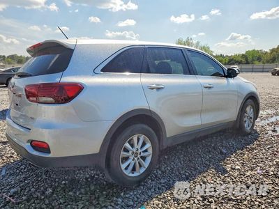 Trzecie zdjęcie samochodu z tyłu: 2019 KIA SORENTO L VIN:5XYPG4A33KG586703 - miniatura