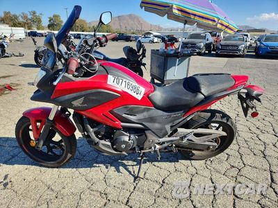 Trzecie zdjęcie samochodu z tyłu: 2015 HONDA NC700X VIN:JH2RC6354FK300038 - miniatura