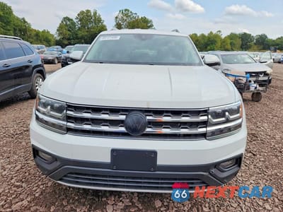 Piąte zdjęcie samochodu w środku: 2019 VOLKSWAGEN ATLAS SE VIN:1V2UR2CA4KC579744 - miniatura