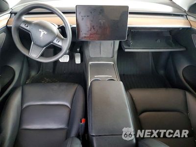 Zdjęcie 8 z 12 samochodu: 2024 TESLA MODEL Y VIN:7SAYGDEF8RF022106 - miniatura