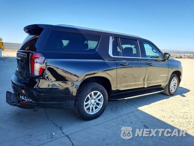 Trzecie zdjęcie samochodu z tyłu: 2023 CHEVROLET SUBURBAN K1500 LT VIN:1GNSKCKD7PR288567 - miniatura