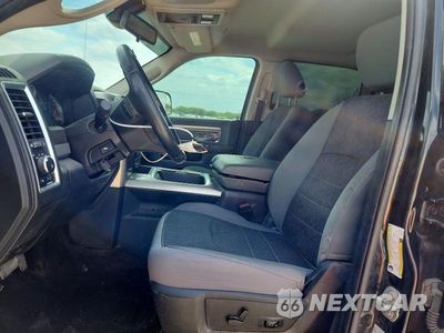 Zdjęcie 7 z 12 samochodu: 2017 RAM 2500 SLT VIN:3C6UR5DL1HG519436 - miniatura