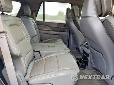 Zdjęcie 11 z 13 samochodu: 2018 LINCOLN NAVIGATOR RESERVE VIN:5LMJJ2LT7JEL09626 - miniatura
